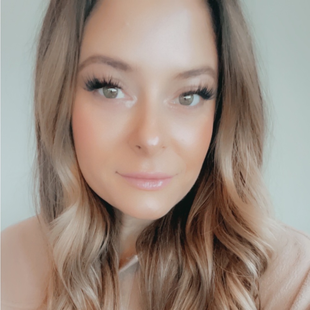 Meet your Posher, Stephanie